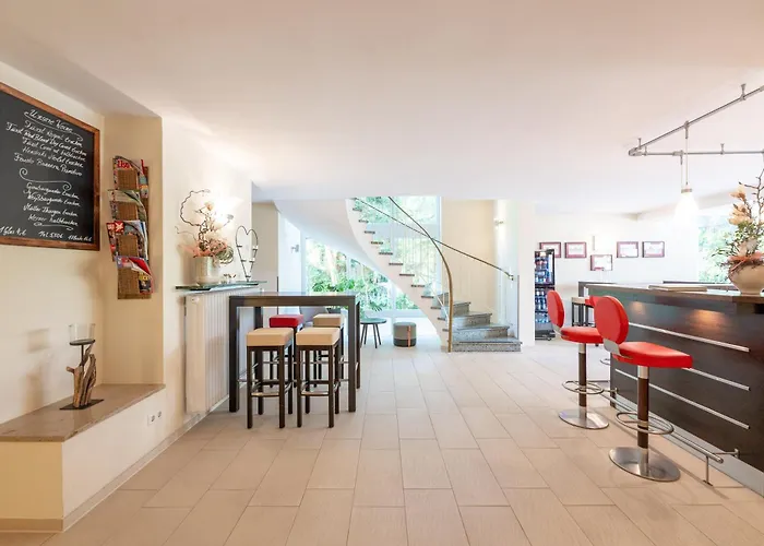 Parkhotel فندق لينداو