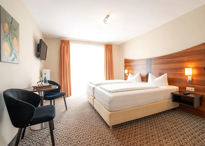 Parkhotel فندق لينداو