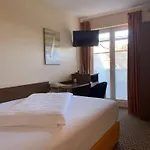 ホテル Parkhotel 3*
